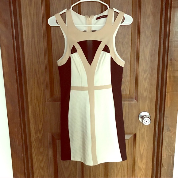 Ark & Co Dress - Picture 4 of 8